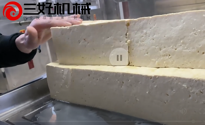 豆腐機(jī)制作豆腐效果