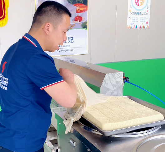 多功能豆腐機