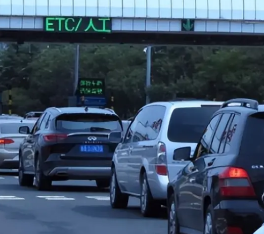 大同老鐵考察豆腐機(jī)