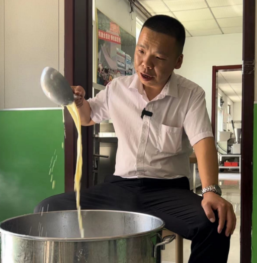 豆貴妃豆腐機流水線